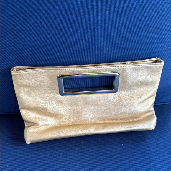 Imoshion Gold Clutch Elegant Minimalist Design - Picture 1 of 8
